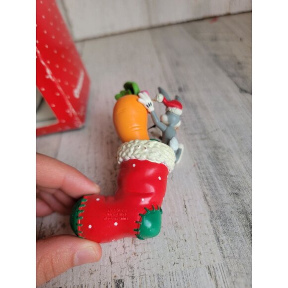 Matrix 1998 Bugs Bunny stocking carrot ornament Xmas - Picture 6 of 6
